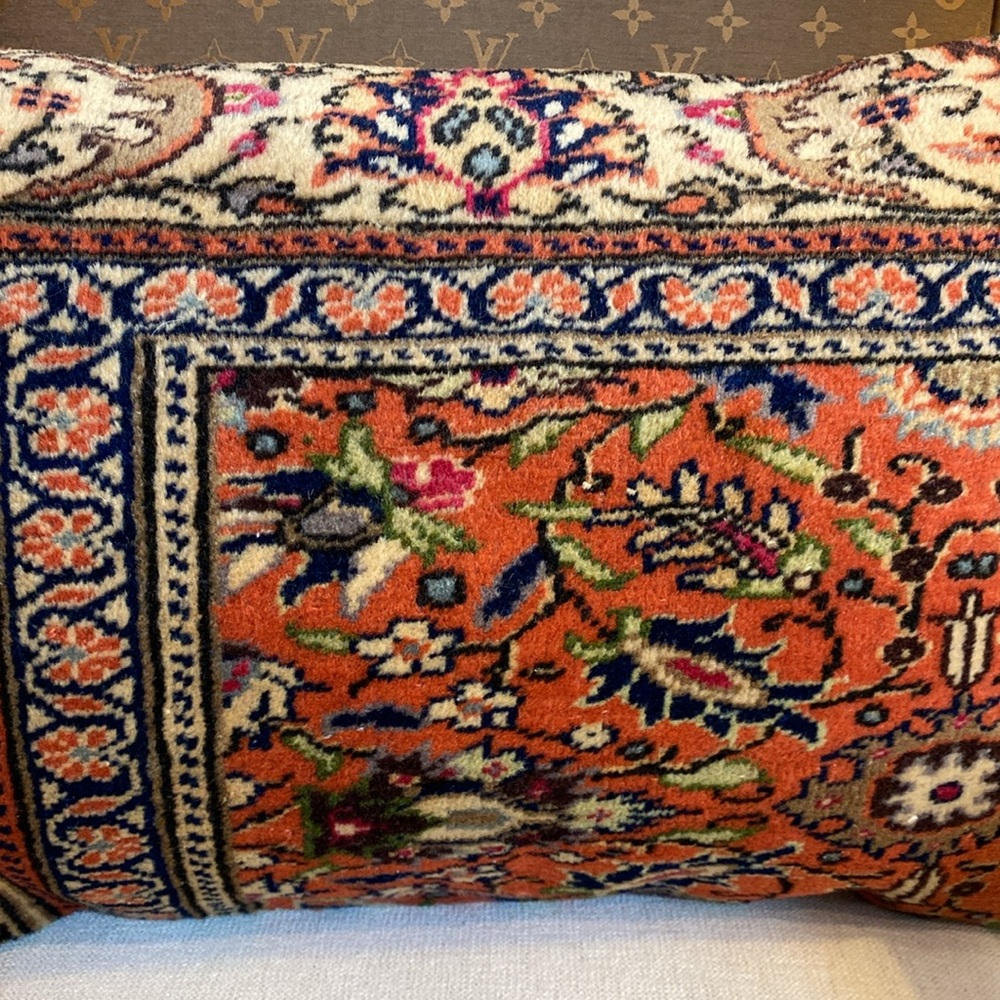 Vintage 1950s Anatolian Tapestry Rug Pillow Vespucci Rug Style Kilim Rug Pillows - Picture 5 of 6